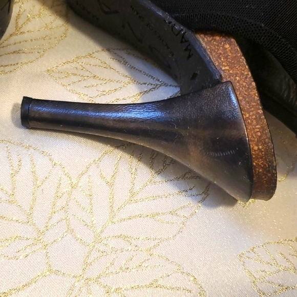 Donald Pliner Black Leather Heels Sandals Size 6 Made in Spain - Picture 13 of 15